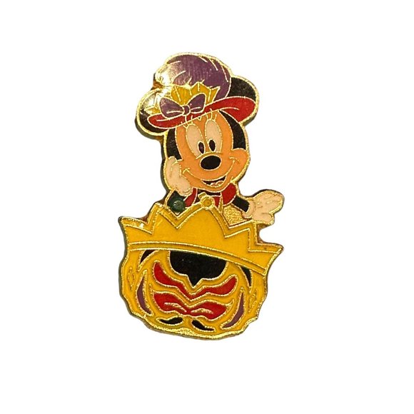 Tokyo Disney Sea Game Prize Pin Mickey Mouse Mask Hat Costume Trading Pin Authen - Picture 1 of 7